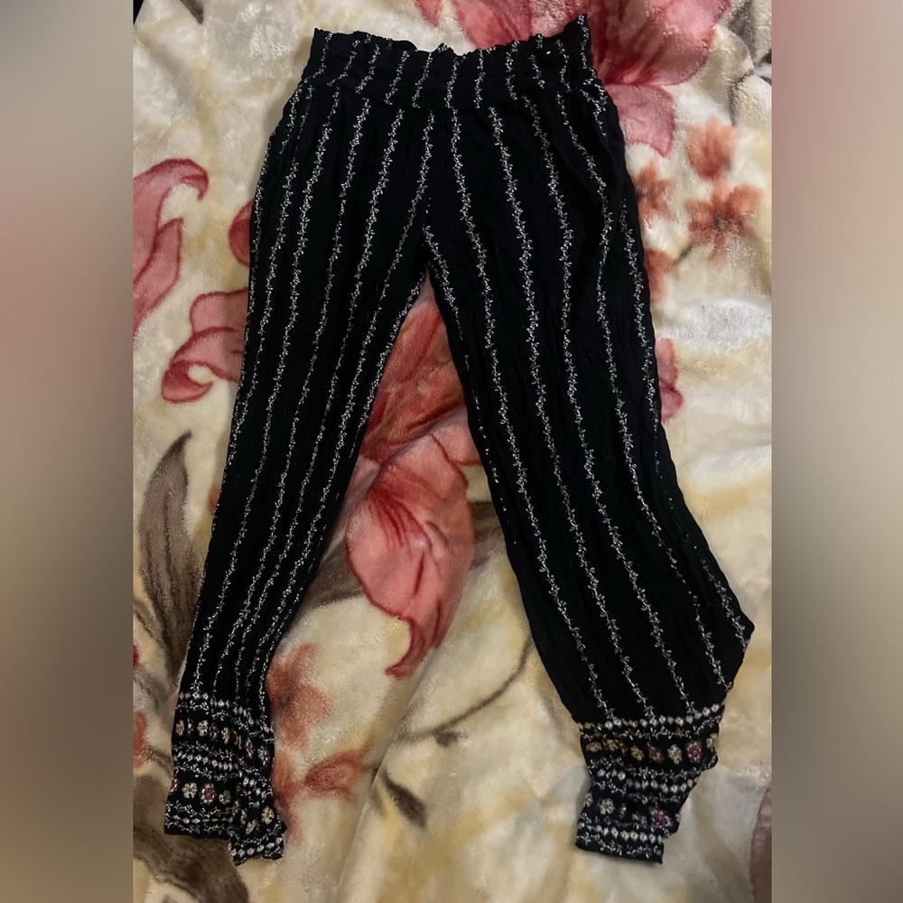 SM elastic bell bottom floral stripe pants